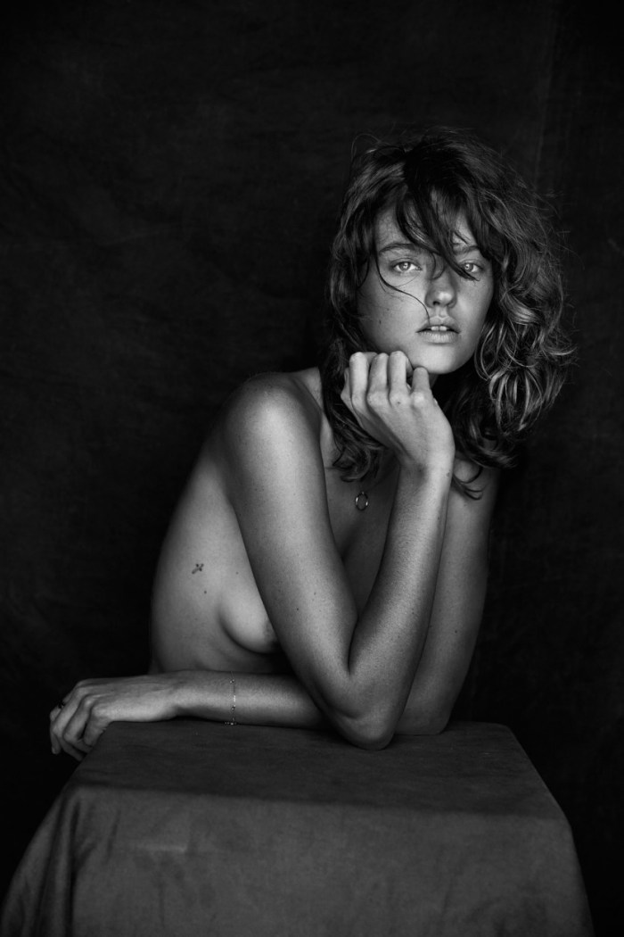 05-8948-aa-flat-as-copy-large